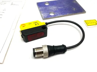 New | in-Stock Banner Engineering WORLD-BEAM All Purpose Photoelectric Sensor Photoelectric Sensors Michigan US | Maverick Industrial Sales #1392767