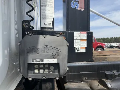 Used 2017 WESTERN STAR 4700 STELLAR Hooklifts & Roll-Offs Minnesota US | Carco Truck & Equipment #1513974
