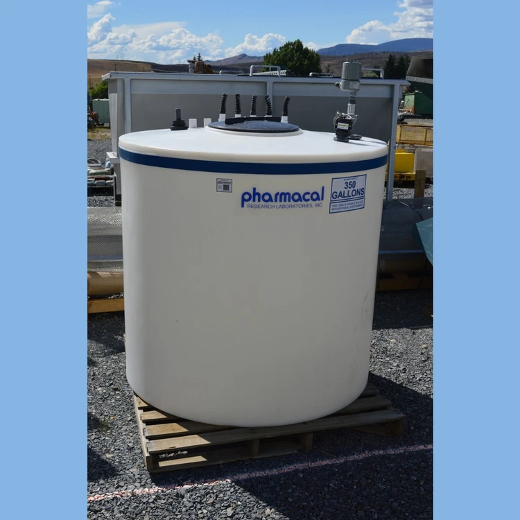 Used _UNKNOWN_ LL-595-C1Ø Plastic and Fiberglass Tanks British Columbia CA | Savona Equipment LTD #1171202