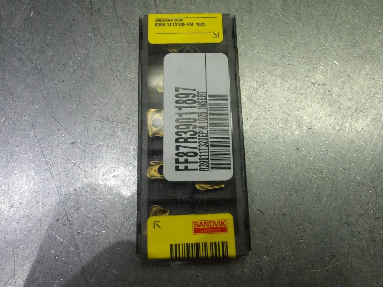 Sandvik Carbide Inserts QTY10 R390-11 T3 20E-PM 1025 (LOC2674B)