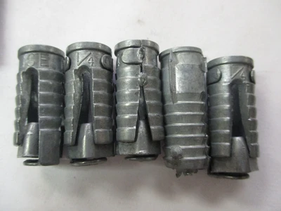 New Single Expansion Anchors, various sizes (QTY 26)