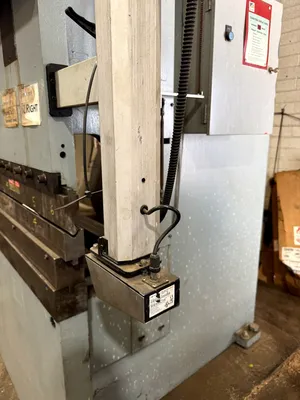 HACO SRM-120-10 Press Brakes | Tight Tolerance Machinery (4)