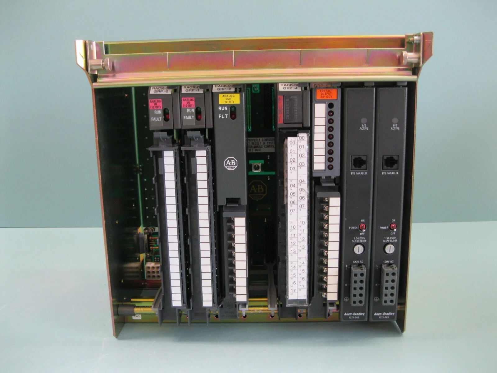 USED Allen-Bradley 1771-A2B