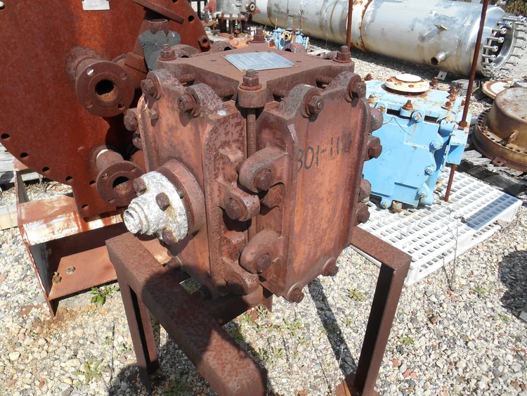 Used KEARNEY INDUSTRIES 9" x 9" x 18" Heat Exchangers New Jersey US | Perry Equipment #118673