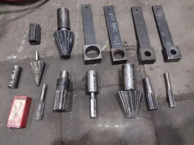 2.5" JR AUTOMATION TUBE DEBURRING & ID CHAMFERING MACHINE: STOCK #19033