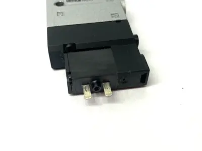 USED FESTO SOLENOID VALVE 5/2-WAY 196939