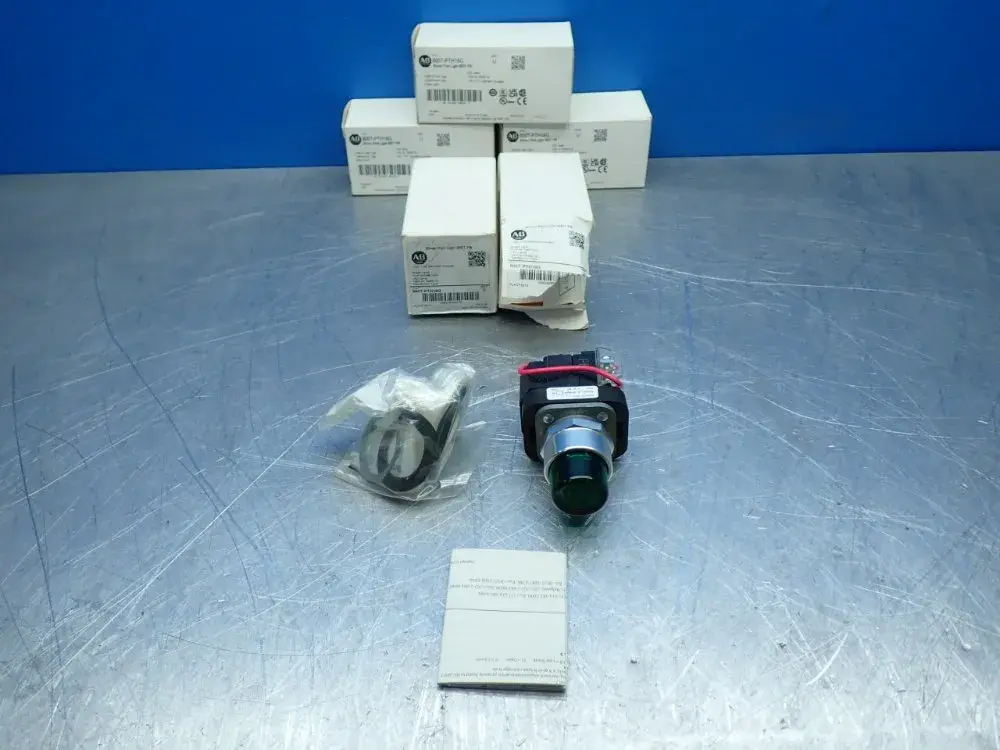 NEW ALLENBRADLEY 800TPTH16G