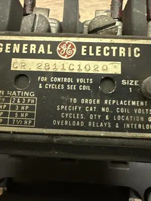 Used GE CR2811C102Q Starters | Surplus Asset Holdings #1205018