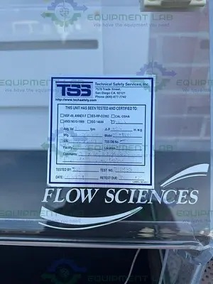 USED FLOW SCIENCES FS2015 BKGVA 3 FT TOP MOUNT VENTED BALANCE SAFETY ENCLOSURE