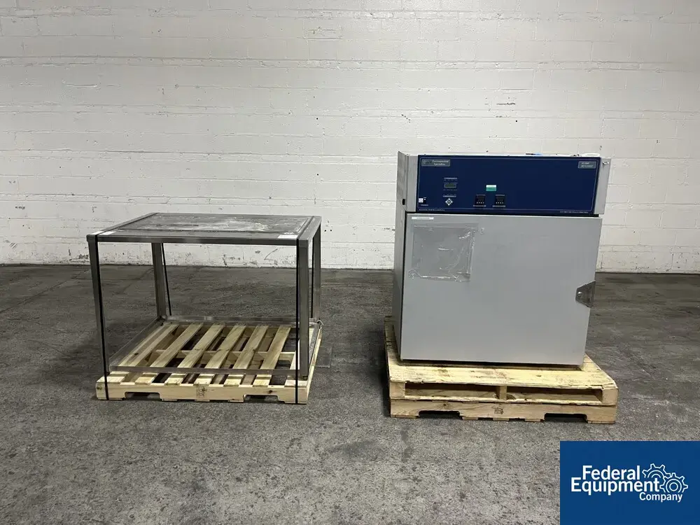 USED Environmental Specialties Enviromental Specialties Environmental Chamber, Model ES2000