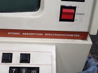 USED VARIAN SPECTR AA20
