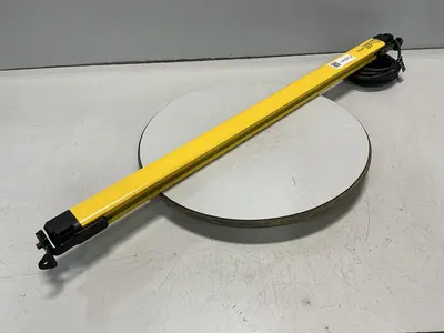 USED KEYENCE GL-R40H-T