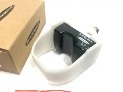USED BANNER ENGINEERING ILLUMINATED VERIFICATION TOUCH BUTTON 2-COLOR 5-PIN