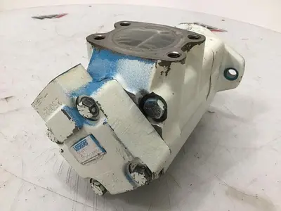 USED VICKERS 2520V17A12