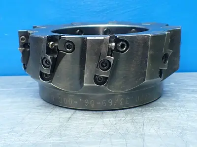 USED CARBOLOY USA R220.33/690600C 036