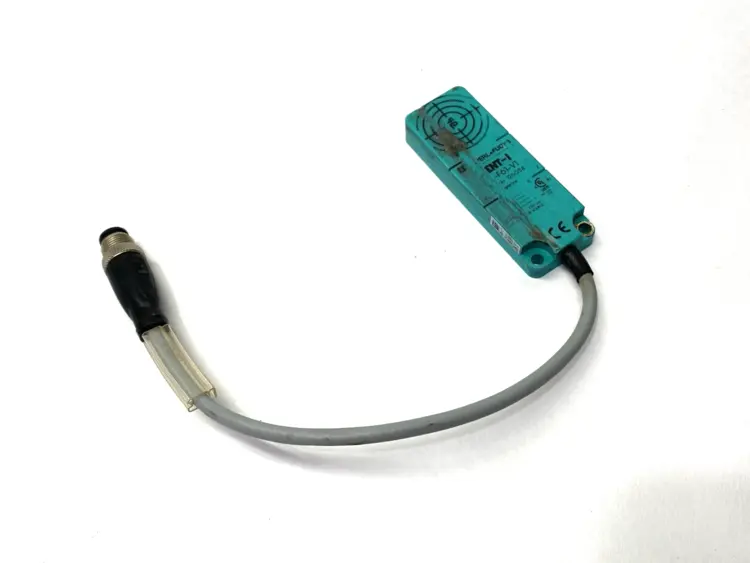 Used PEPPERL+FUCHS READ / WRITE DEVICE 126054 DAMAGED Misc Industrial Equipment | Maverick Industrial Sales #1101094