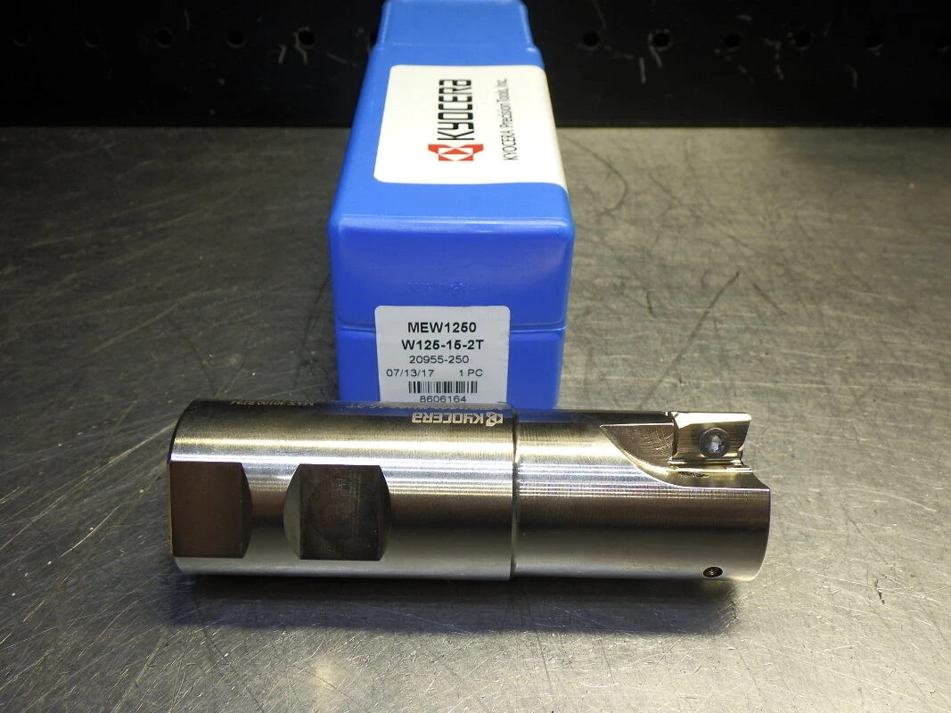Kyocera / SGS 1.25" Coolant Thru Indexable Endmill MEW1250-W125-15-2T (LOC3567)