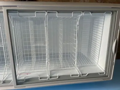75-0007 Master-Bilt MSF-71AN Glass Chest Freezer