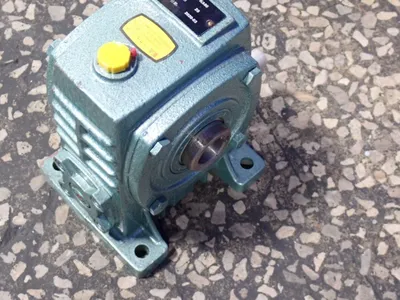 Worm Gear Speed Reducer - Wpka60