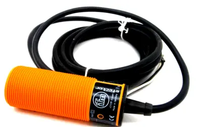 NEW IFM EFECTOR II-2015-FRKG INDUCTIVE SENSOR II5736 II2015FRKG