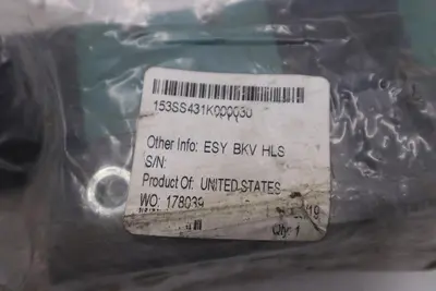 Numatics 153SS431K000030 Pneumatic Solenoid Valve 110-120v-ac 150psi NEW #5650CC