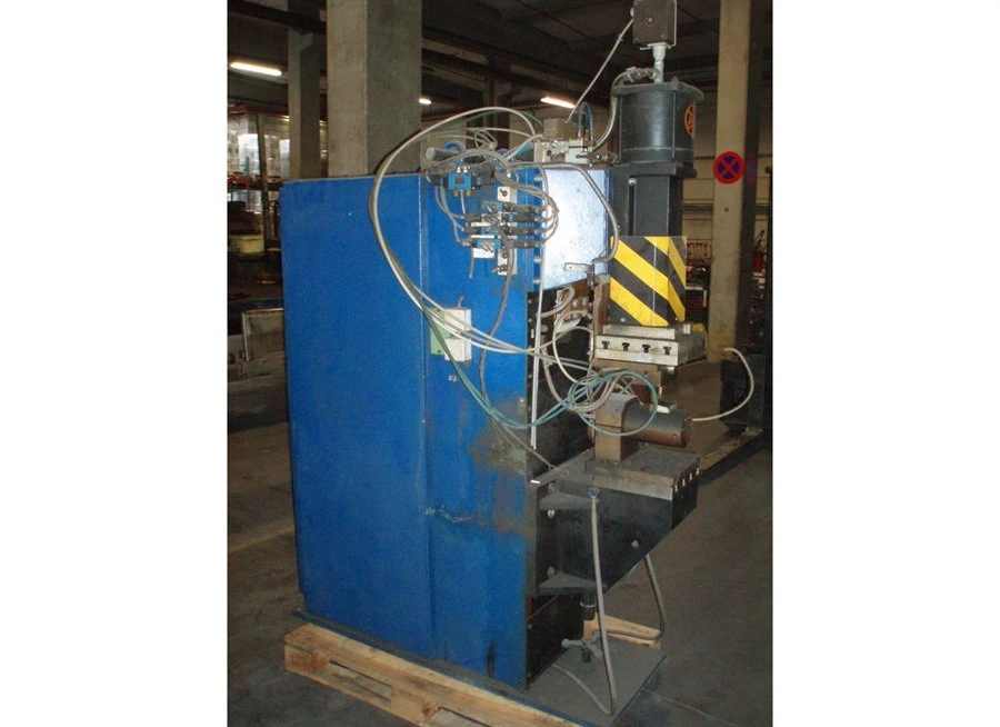 USED ARO 1215 - SPOTWELDING