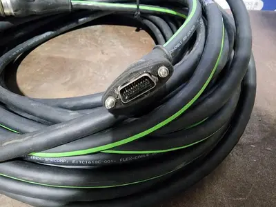 NEW FLEX-CABLE FC-U2FFBHF-S-E100