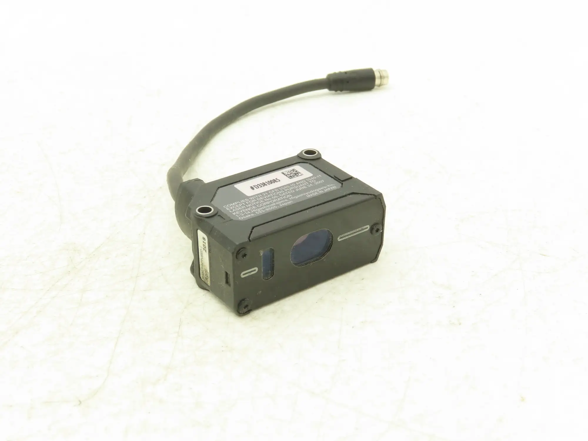 Keyence IL-030 CMOS Multi-Function Analog Laser Sensor 20 to 45 mm Range