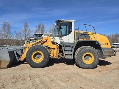 USED 2014 LIEBHERR L550