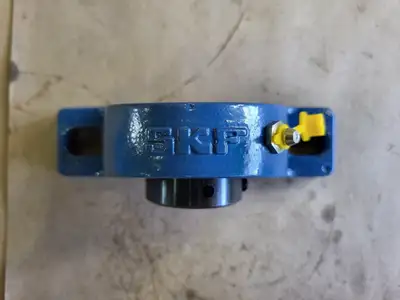 NEW SKF SY 1.3/16 FM