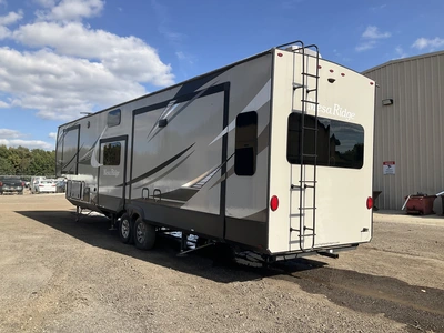 Used 2021 HIGHLAND RIDGE MESA RIDGE Campers, Caravans, Motorhomes Michigan US | Miedema Asset Management Group #1579962