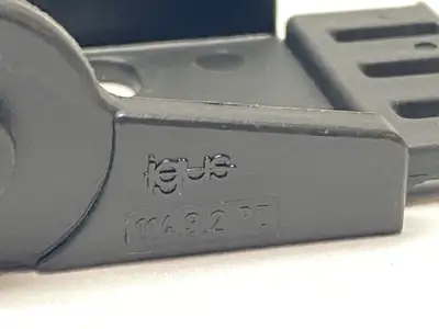 114.3.2 PZ | Igus  End Mount for Energy Chain Cable Channel - Used