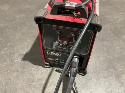 Used LINCOLN ELECTRIC POWER WAVE® C300 ADVANCED PROCESS WELDER Arc Welders Michigan US | Miedema Asset Management Group #1425017