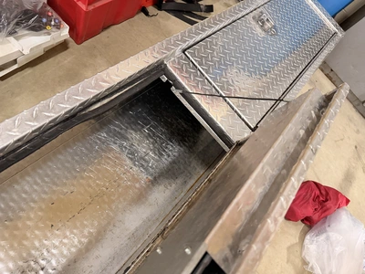 Used TRUCK TOOL BOX _UNKNOWN_ Tool Box Michigan US | Miedema Asset Management Group #1390065
