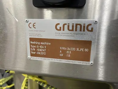 USED GRUNIG G-104 V