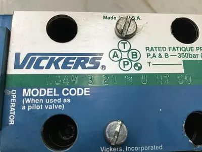 USED VICKERS DG4V-3-2A-M-U-H7-60