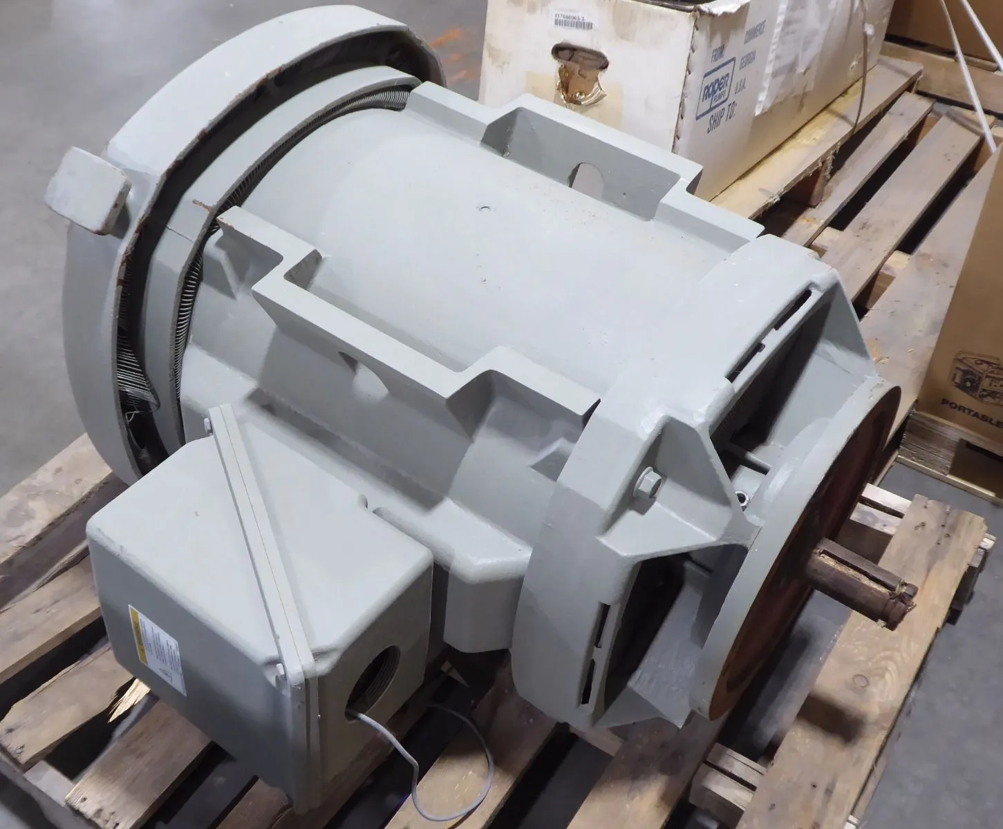 Rebuilt 125 HP 1780 RPM GE Vertical Motor Frame L444HP16 460V 5K444DT211