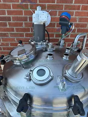 USED ALLEGHENY 400 LITER STAINLESS STEEL JACKETED REACTOR 45 PSI W/ 5 HP TOP MIXER