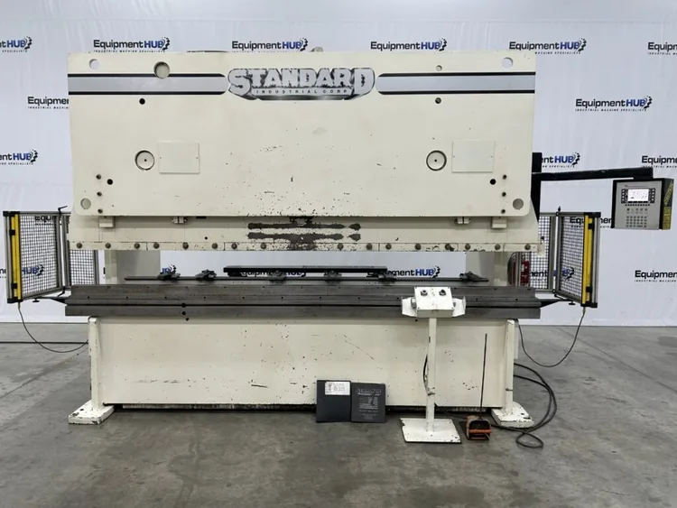 Used STANDARD INDUSTRIAL AB200-12 Press Brakes Georgia US | The Equipment Hub #1371474