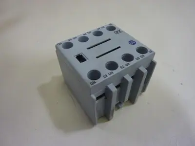 USED ALLEN BRADLEY 100-FA40 SER B