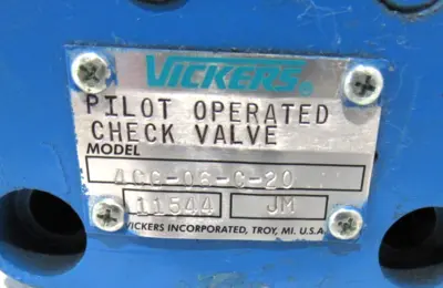 NEW VICKERS 4CG-06-C-20 CHECK VALVE 11544 4CG06C20