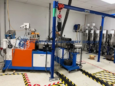 2016 16″ Wide Lab Co-Extrusion Sheet Line