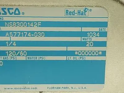 Asco Red Hat NS8300142F Solenoid Valve 1/4" NPT 120V New
