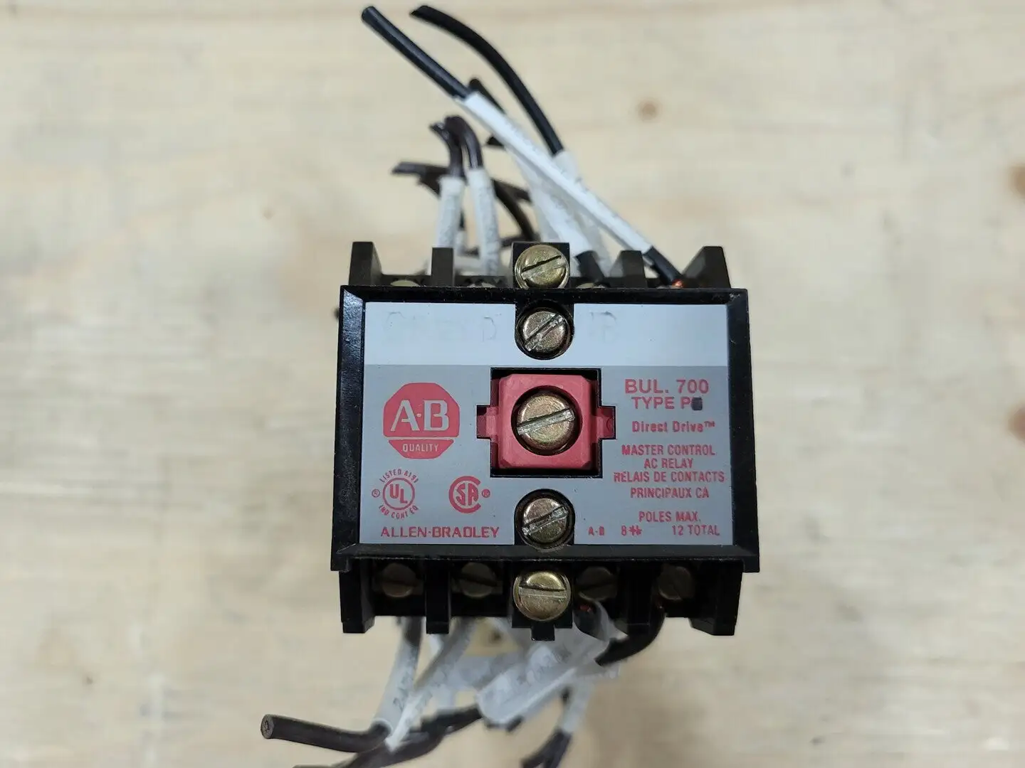 USED ALLEN-BRADLEY 700-P800A1