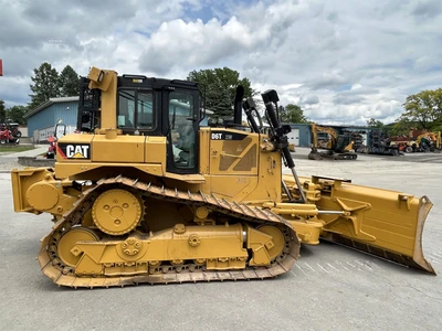 Used 2011 CATERPILLAR D6T XW Bulldozers New York US | Abele Tractor #1341476