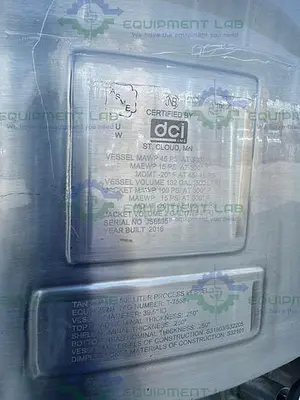 USED DCI 500 LITER STAINLESS STEEL JACKETED REACTOR 45 PSI W/ 0.5 HP MIXER