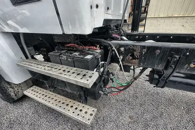 Used 2004 STERLING L9500 Cab Chassis trucks Ohio US | Proxy Equipment #1385310