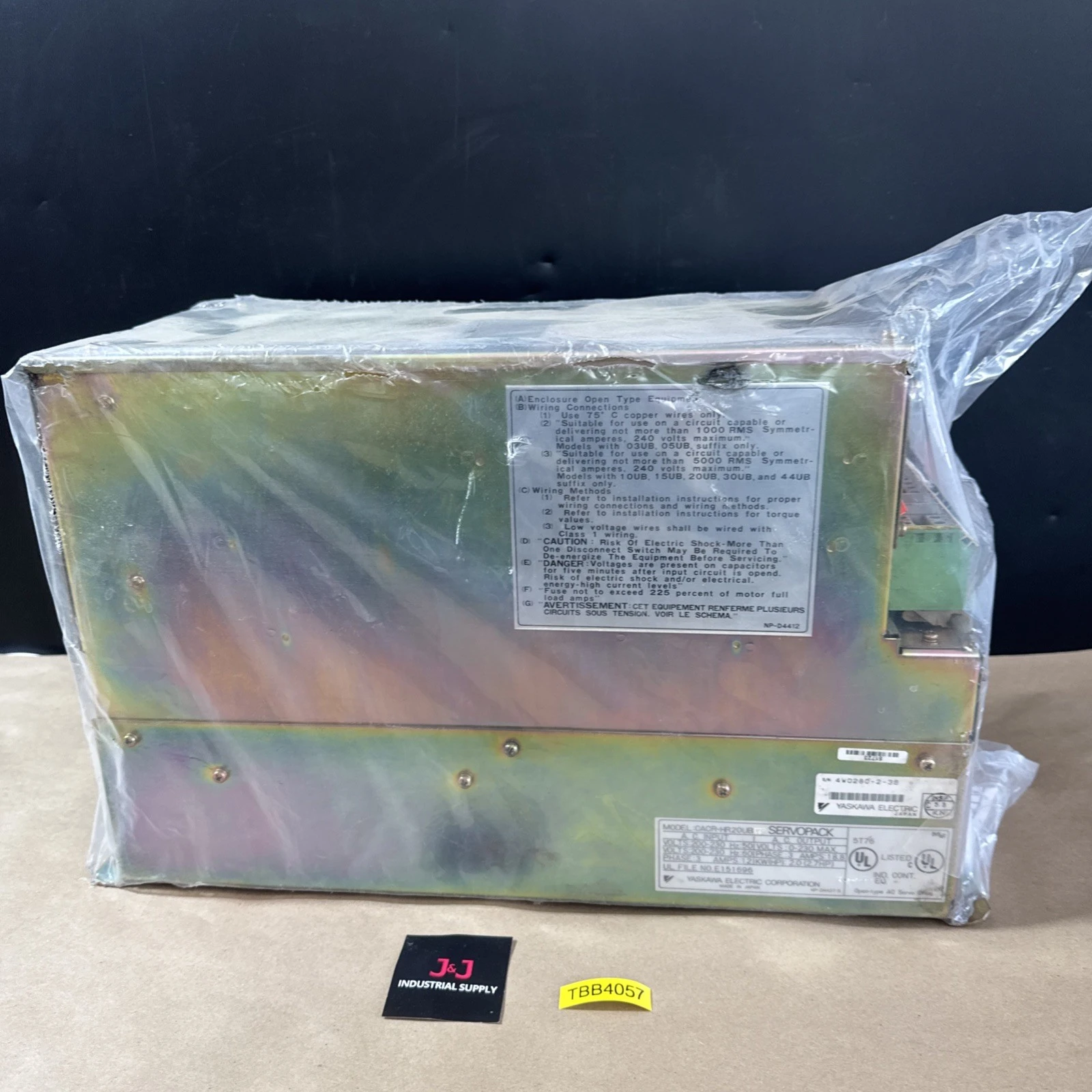 USED Yaskawa CACR-HR20UB Y9