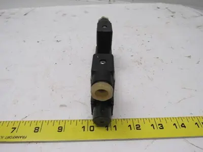 Oildyne 063-003-002 Hydraulic Directional Control Valve 24V