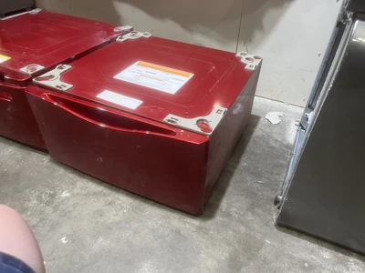 Used LG PEDESTAL  SET Miscellaneous Equipment (Electrical & Power) Michigan US | Miedema Asset Management Group #1330148